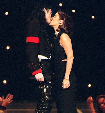 TBGORPSGOEYTVCCJJXT - Michael Jackson shi Lisa-Marie Presley