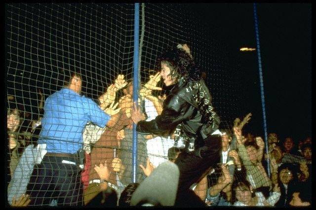 IFUHJABALJDOFKMINBK - Michael Jackson in concerte