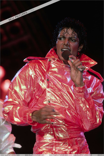 008jk - Michael Jackson in concerte