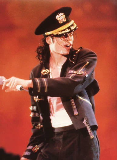GNRRDNCPSLAEQJPUXTH - Michael Jackson in concerte