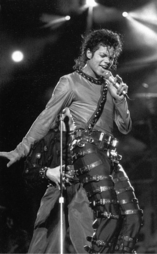 scan10006rw9 - Michael Jackson in concerte