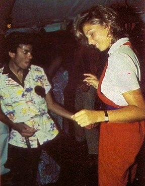 crek era intr-o discoteca..439d86emichael_jackson_tatum_o_neal