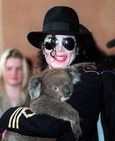 MjwithKoala - Michael Jackson shi animalele sale