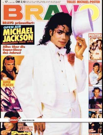 XLJLHCEMFEJFNXVBGBH - Michael Jackson In Reviste