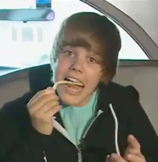  - 0_0 Justin Eating 0_0