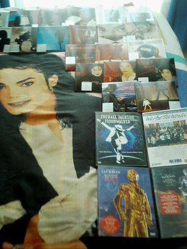 SVYZLCWNTNIQWLIJQKK - Michael Jackson-Albume