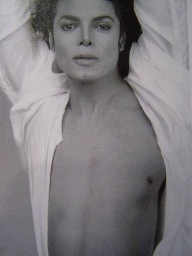 Hmmm-Sexy-Mike-michael-jackson-8711177-576-768 - Michael Jackson-Sexyyy