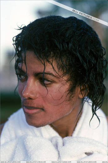 RZLDAIGTSFCHLEINJAS[1] - Michael Jackson-Sexyyy