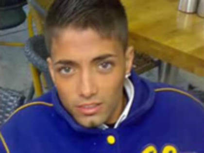 LOLXNLKISAIGXBLOESN - Omer Bhatti