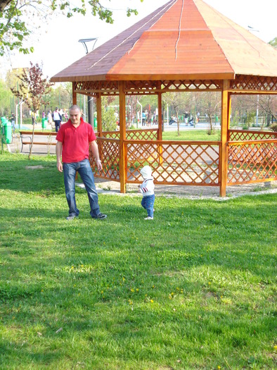 DSC08125 - 2   Carla Ghiocel