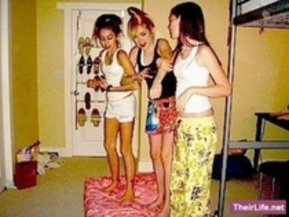 11242877_NSNZAZXBU - aproape toate pozele care le am pe pc