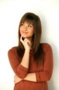 DYEMNLWMTIEUGGNENOY - Demi Lovato