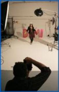 RDRYLCIPVDAFZLOQMMP - Demi Lovato