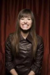 VZLGWMQSFUREJWICKCE - Demi Lovato