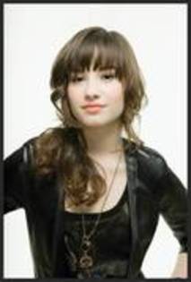EKTFYPYGPQXSZNQHGWG - Demi Lovato