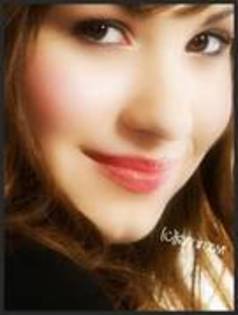 WDXSQDJKGHYDYVVLSVC - Demi Lovato