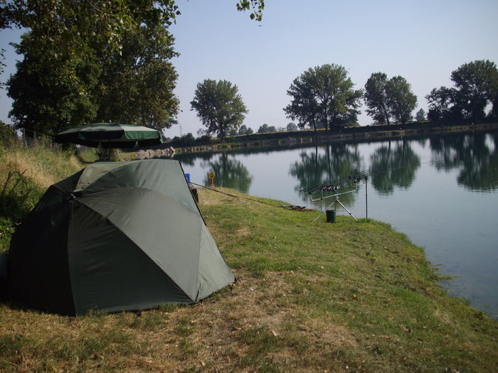 lacul bellaria 2009 august 002 - pescit la crap