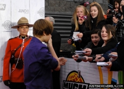  - 0_0 The Juno Awards Arrivals 0_0