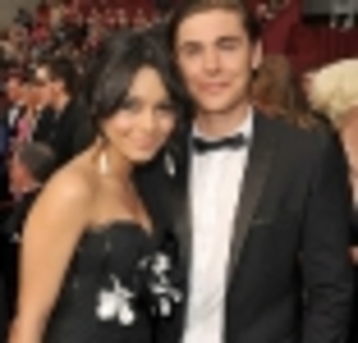 thumbs_zac-efron-vanessa-hudgens-r - vanessa zac