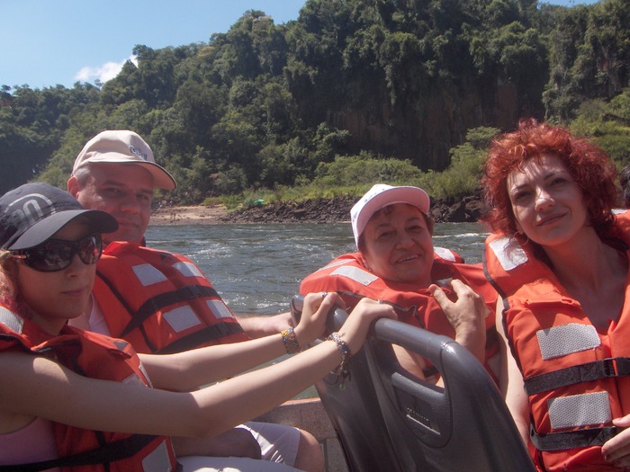 habar nu aveam aici unde ne va duce barca asta.... - Argentina