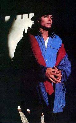 BNXXVRQLWNKGZDGIQXC - Michael Jackson