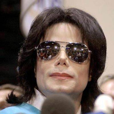 UVUDASMDAIJVLCAORBY[1] - Michael Jackson