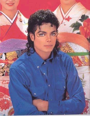 UZSBLQREQATYDUSUQSJ - Michael Jackson