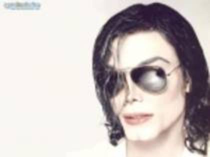 YCWGQJNTRPWOERMFWSF - Michael Jackson