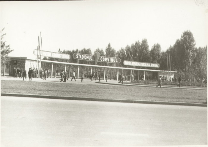 stadion - Hunedoara veche