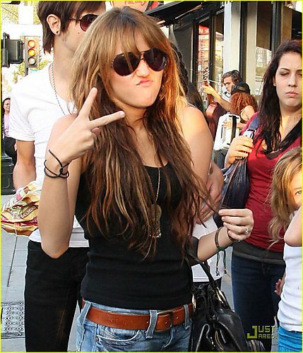miley cyrus - MILEY CYRUS