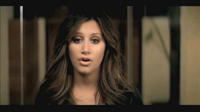 bscap0087 - Ashley Tisdale-Its alright its ok