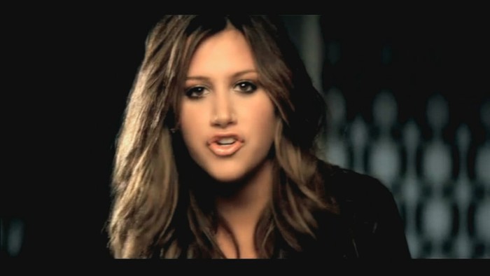 bscap0130 - Ashley Tisdale-Its alright its ok
