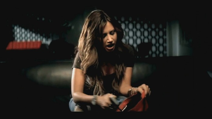 bscap0148 - Ashley Tisdale-Its alright its ok