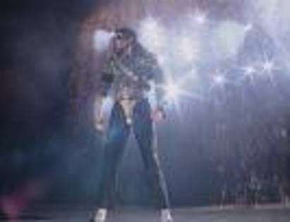 dan2 - Michael Jackson-Dangerous Tour