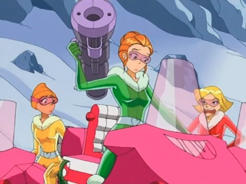 bscap0111 - Spioanele