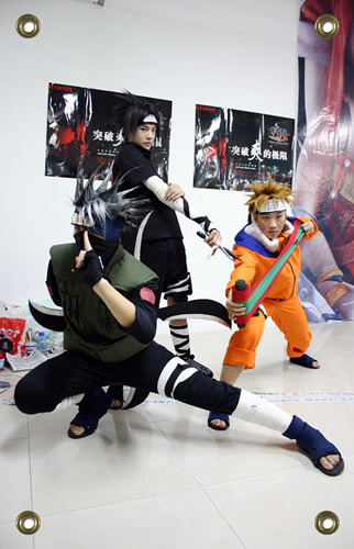 Kakashi-Naruto-Sasuke-Cosplay