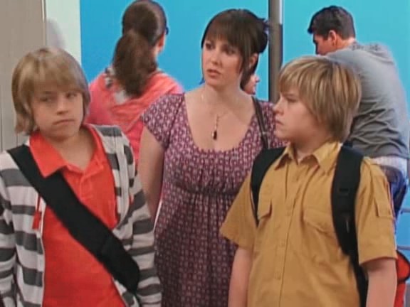 bscap0125 - The suite life on Deck Episode 01