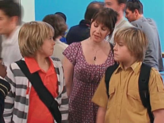 bscap0134 - The suite life on Deck Episode 01