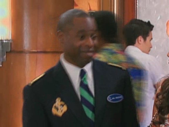 bscap0221 - The suite life on Deck Episode 01