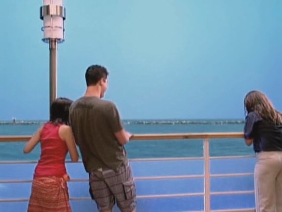 bscap0239 - The suite life on Deck Episode 01