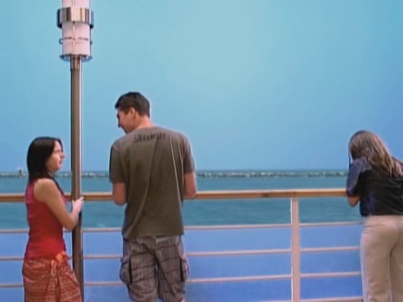 bscap0241 - The suite life on Deck Episode 01