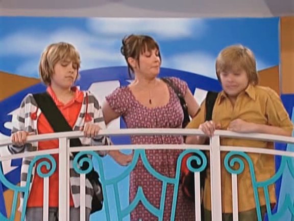 bscap0365 - The suite life on Deck Episode 01