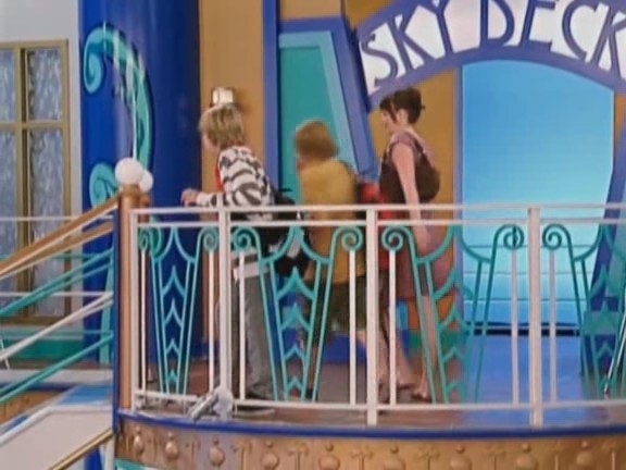 bscap0379 - The suite life on Deck Episode 01