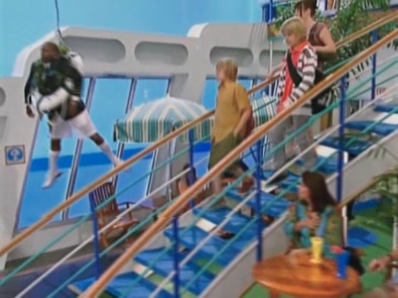 bscap0400 - The suite life on Deck Episode 01