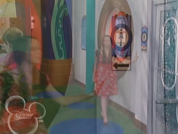 bscap0590 - The suite life on Deck Episode 01