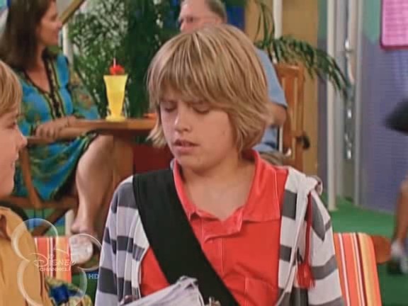 bscap0645 - The suite life on Deck Episode 01