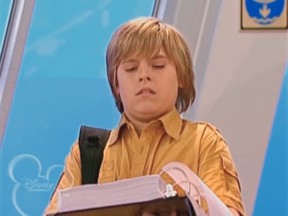 bscap0655 - The suite life on Deck Episode 01