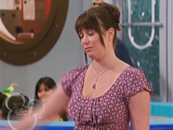 bscap0670 - The suite life on Deck Episode 01