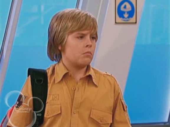 bscap0676 - The suite life on Deck Episode 01