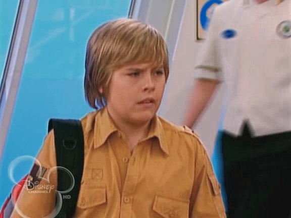 bscap0678 - The suite life on Deck Episode 01